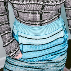 Ann Taylor LOFT turquoise crochet style skirt size medium